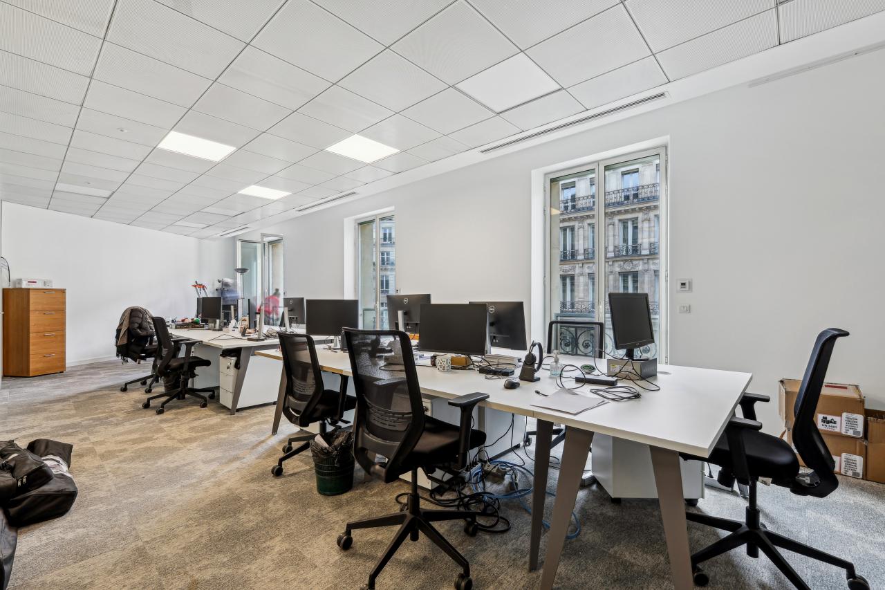 Bureau Paris 379m² Location bureau Paris OLBUR2422013 0